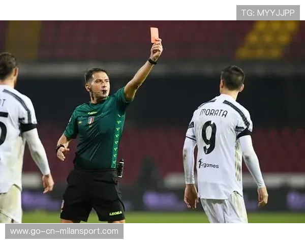 尤文基耶萨反越位补射稳稳命中